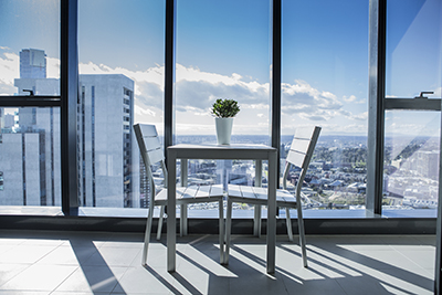 Aria Serviced Apartments offer spectacular views over the city of Melbourne from the Crown precinct area.